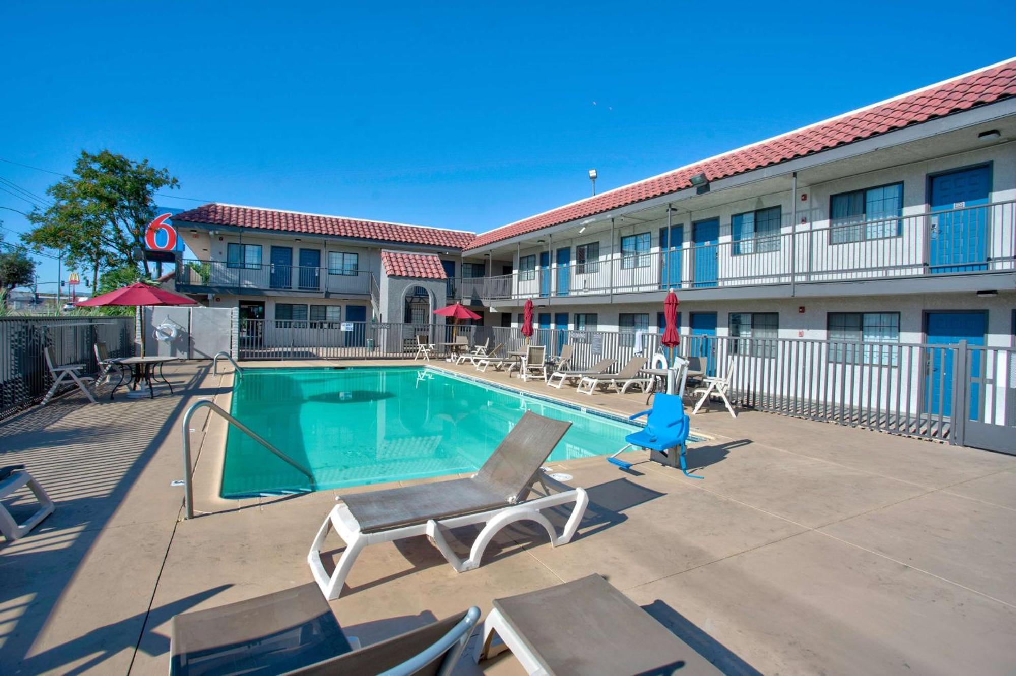 Motel 6 Tucson, Az - East Williams Center Kültér fotó
