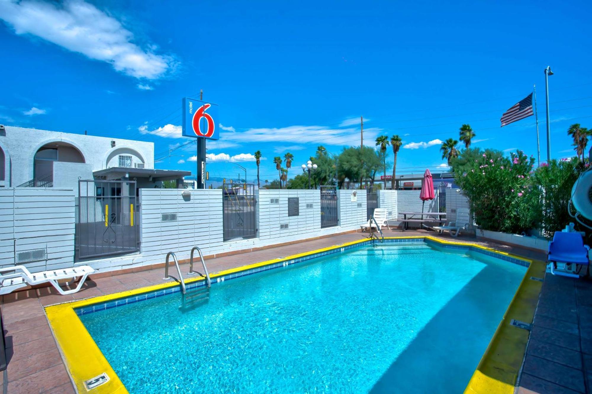 Motel 6 Tucson, Az - East Williams Center Kültér fotó